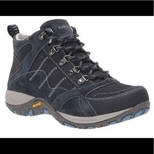 dansko paxton hiking boots